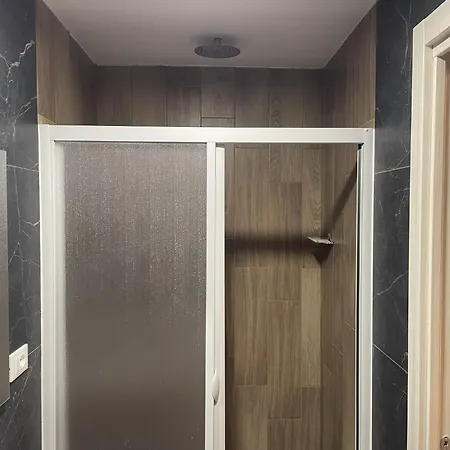 Exclusive B&B-3